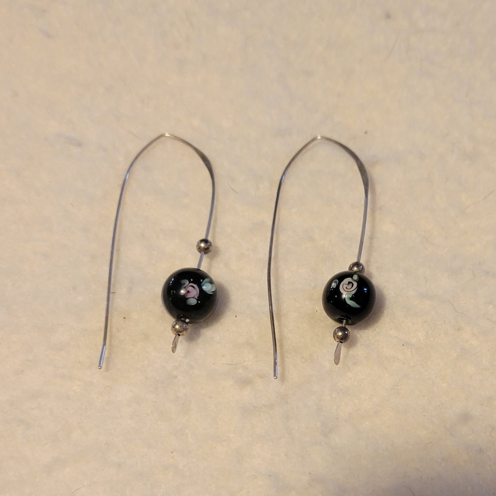 Vintage Unsigned Black Glass Pink Rose Silver‎ Tone French Hook 2" Earrings